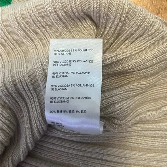 Urban Outfitters BDG Kiara open back sweater L - Picture 14 of 14